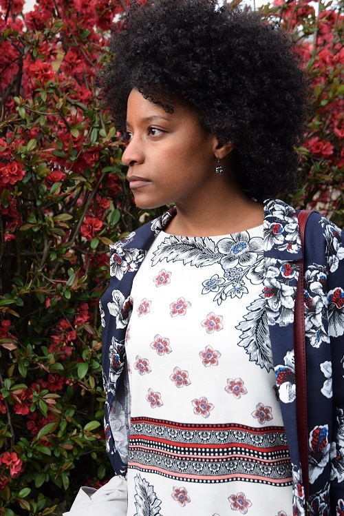 rote_blumen_portrait