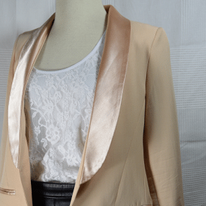 dentelle_blanche_blazer