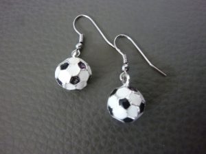 boucles-d-oreille-boucles-d-oreilles-ballon-de-foot