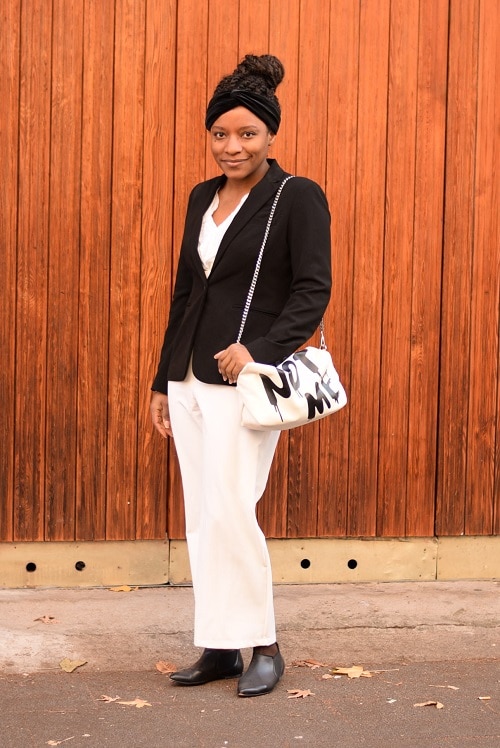 chic au bureau cet hiver en blanc white jumpsuit black headband velvet